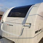 Lane Tiny Homes, Nahe Messe *