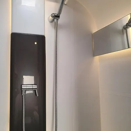 Lane Tiny Homes, Nahe Messe Ганновер