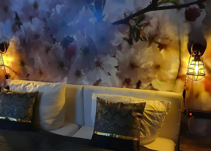 Lane Tiny Homes, Nahe Messe Апартаменты