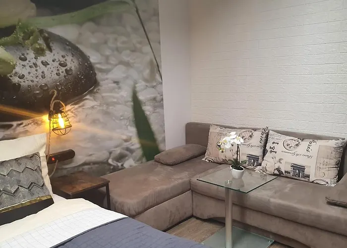 Lane Tiny Homes, Nahe Messe *