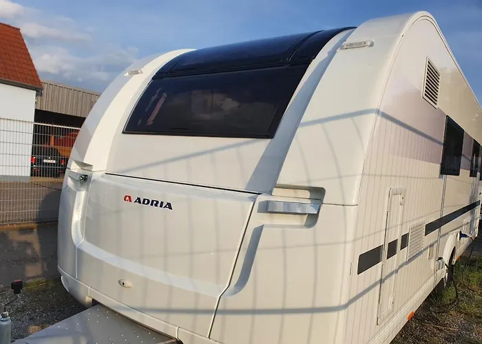 Lane Tiny Homes, Nahe Messe *